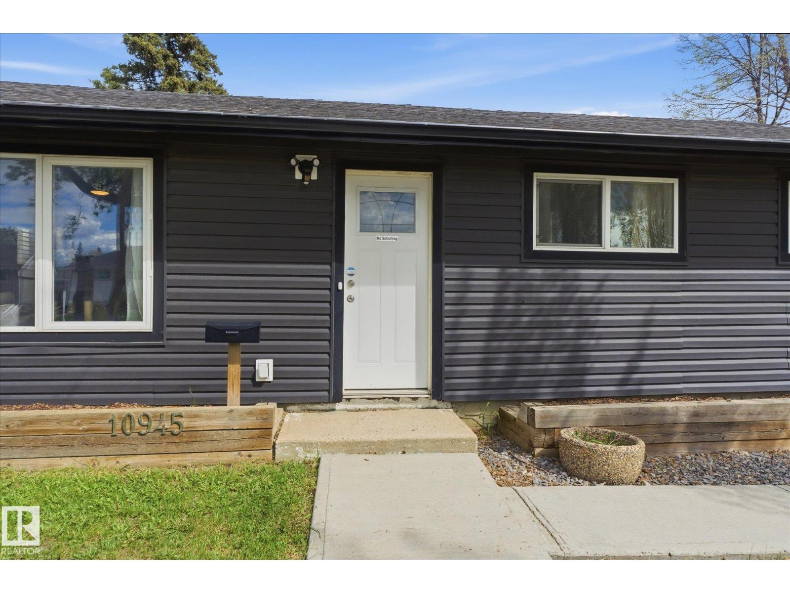 Additional image 3 of 10945 164 Street NW, Edmonton, AB, T5P3S2