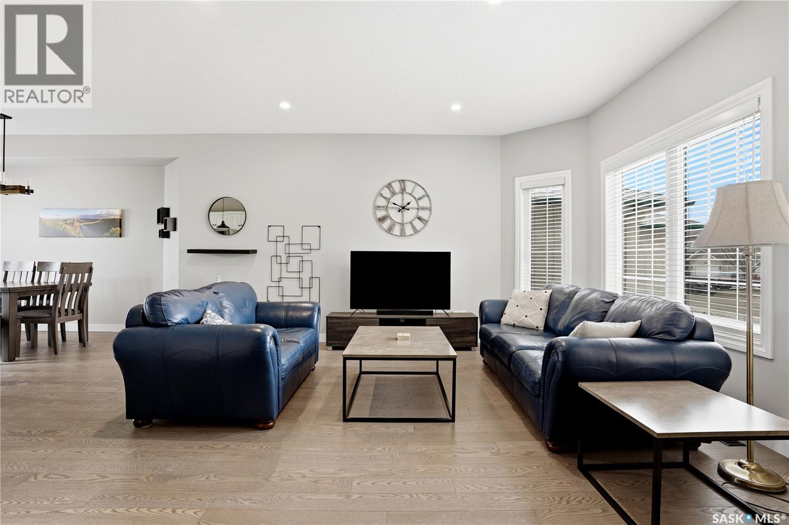 Additional image 5 of 3283 Thames Crescent E, Regina, SK, S4V2Y1