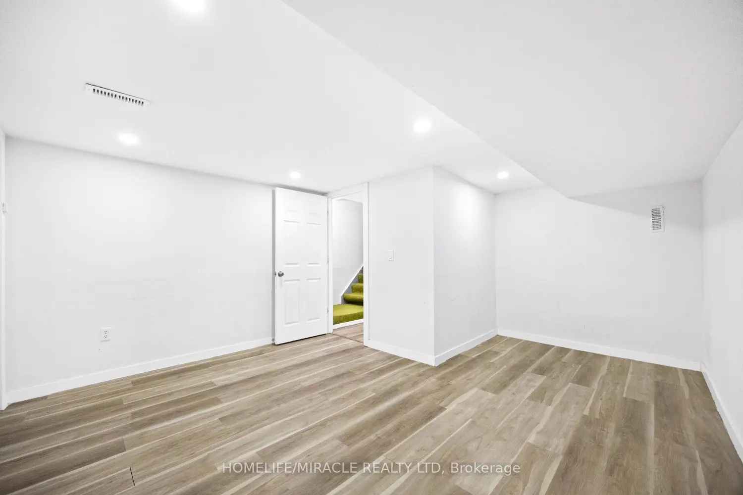 Additional image 9 of 1250 Jalna Boulevard 8