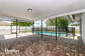 Additional image 3 of 528 SE 17th Avenue, CAPE CORAL, FL, 33990