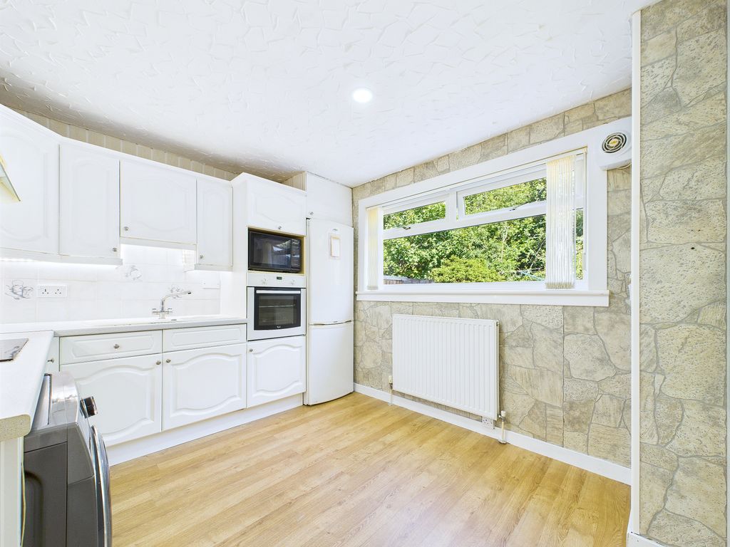 Additional image 6 of 3 bed terraced house to rentCarnoustie Crescent, East Kilbride G75