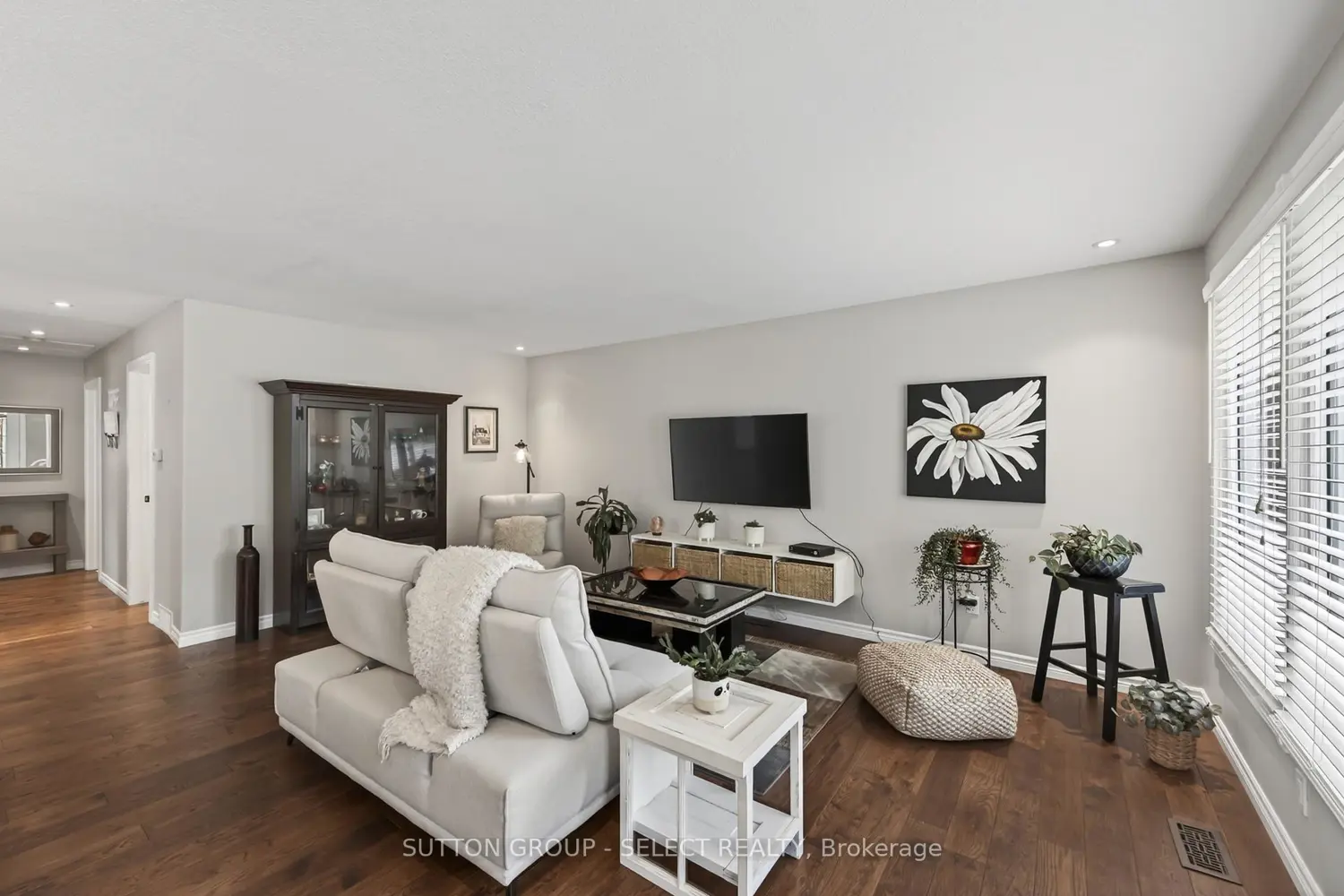 Additional image 9 of 43 Stroud Crescent