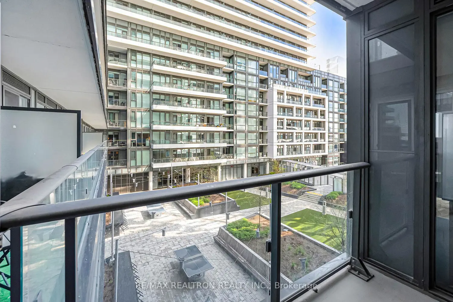 Additional image 10 of 135 Lower Sherbourne Street 1439