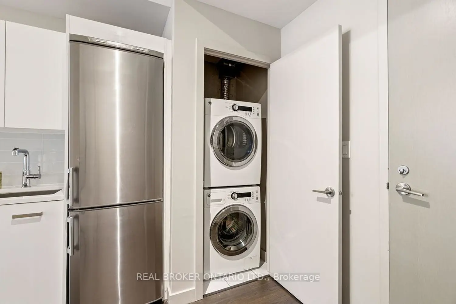 Additional image 13 of 224 Lyon Street 712