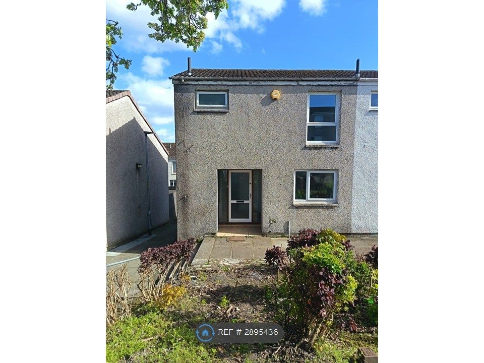 3 bed end terrace house to rentKilbowie Road, Glasgow G67
