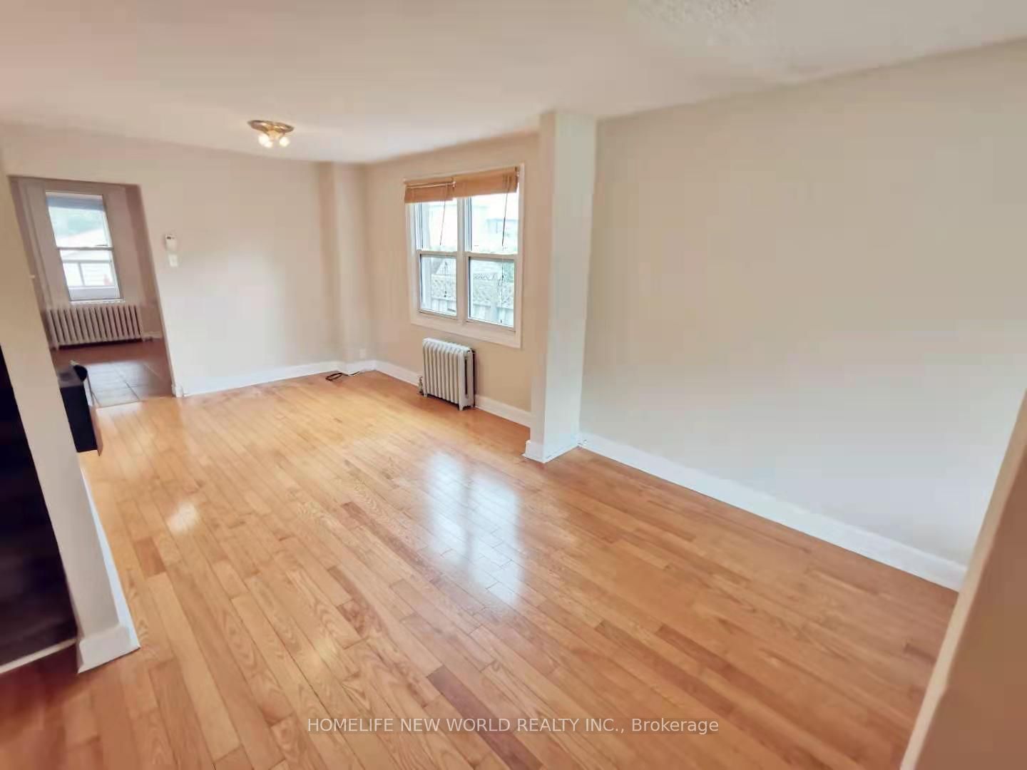 Additional image 3 of 26 Epsom U2 Avenue, Toronto, ON, M4C 2A6