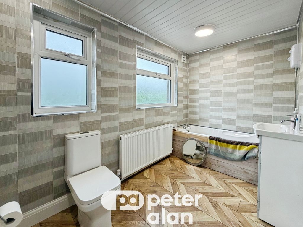 Additional image 5 of 4 bed terraced house to rentHigh Street, Maesteg CF34