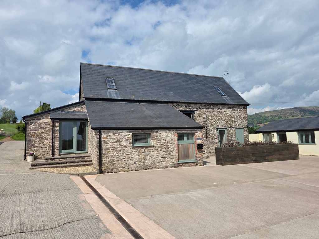 Additional image 24 of 3 bed barn conversion to rentElms Lane, Llantilio Pertholey, Abergavenny NP7