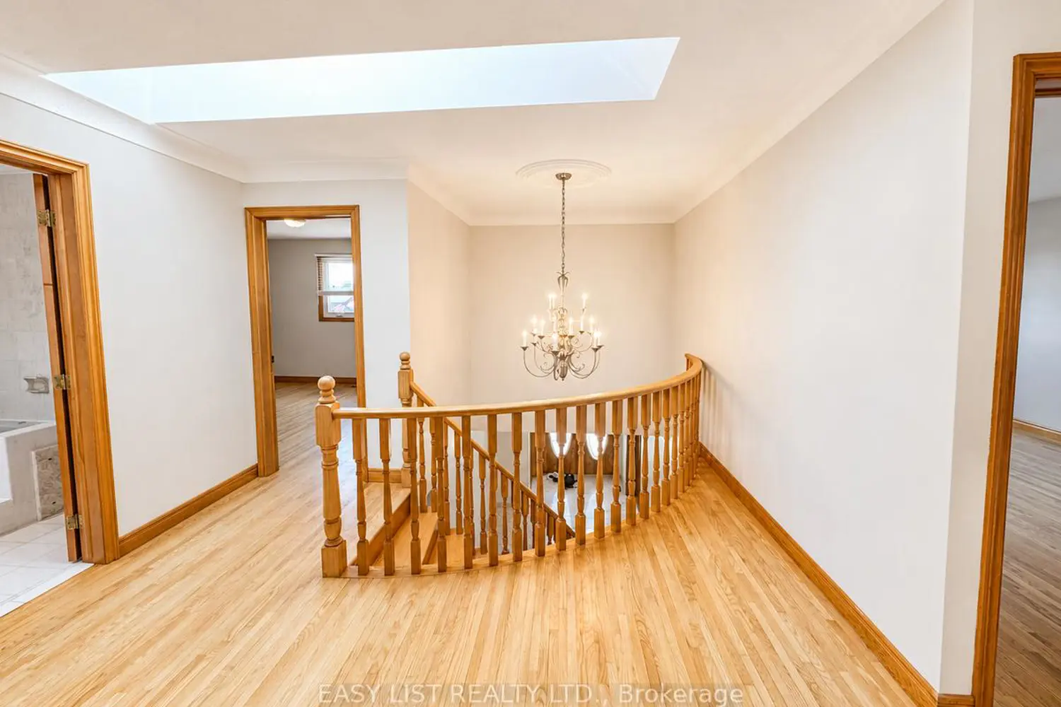 Additional image 10 of 75 Courtland Avenue