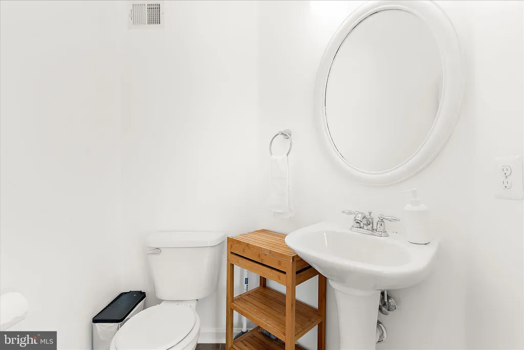 Additional image 18 of 7214 Mockingbird Circle, Glen Burnie, MD 21060
