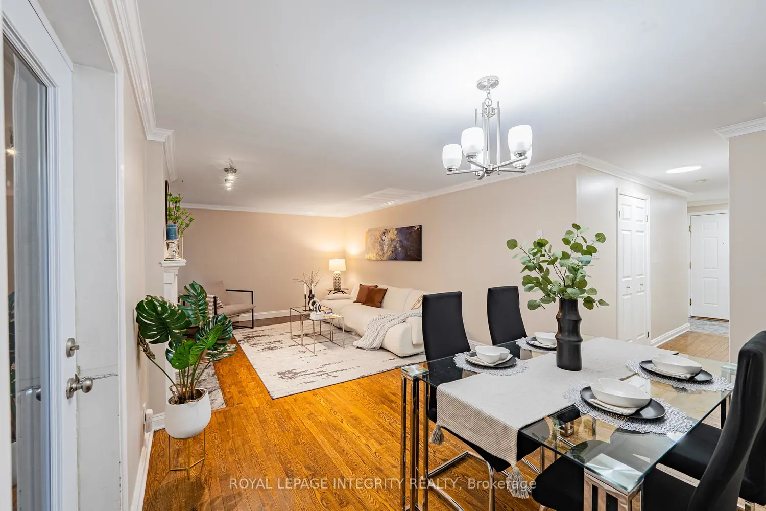 222 Russell Avenue 103 photo 3
