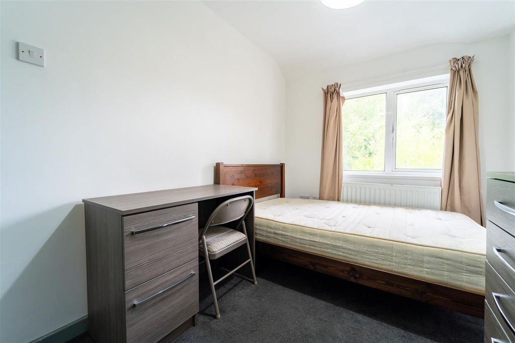 Additional image 14 of 5 bed shared accommodation to rentRodbourne Road, Birmingham B17