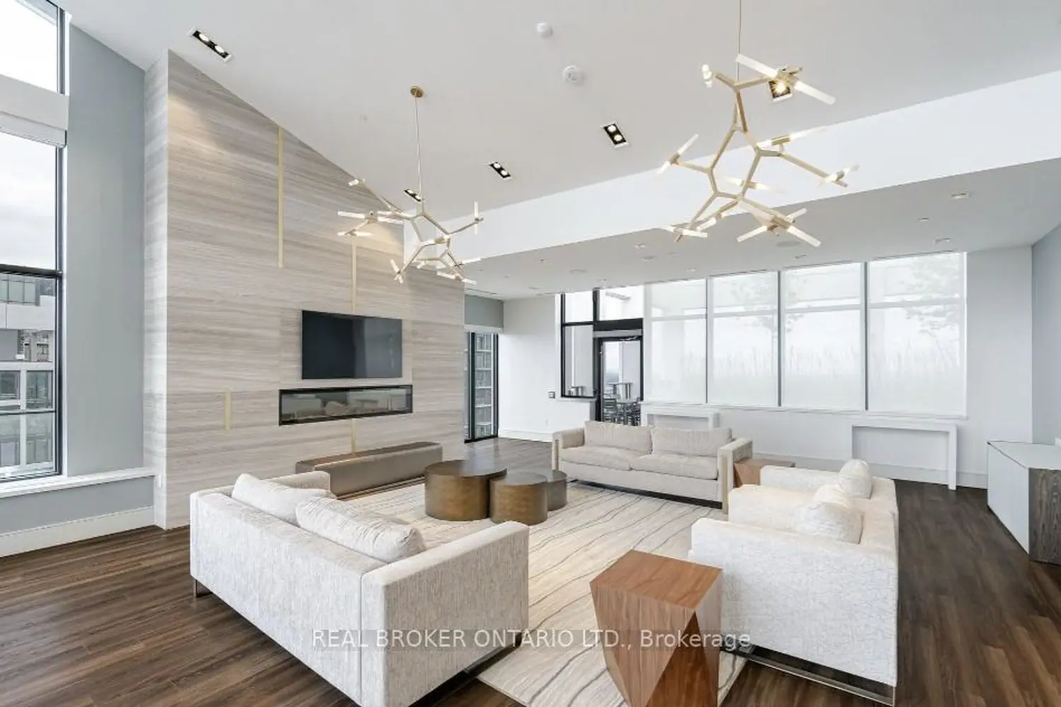 Additional image 11 of 9000 Jane Street 618