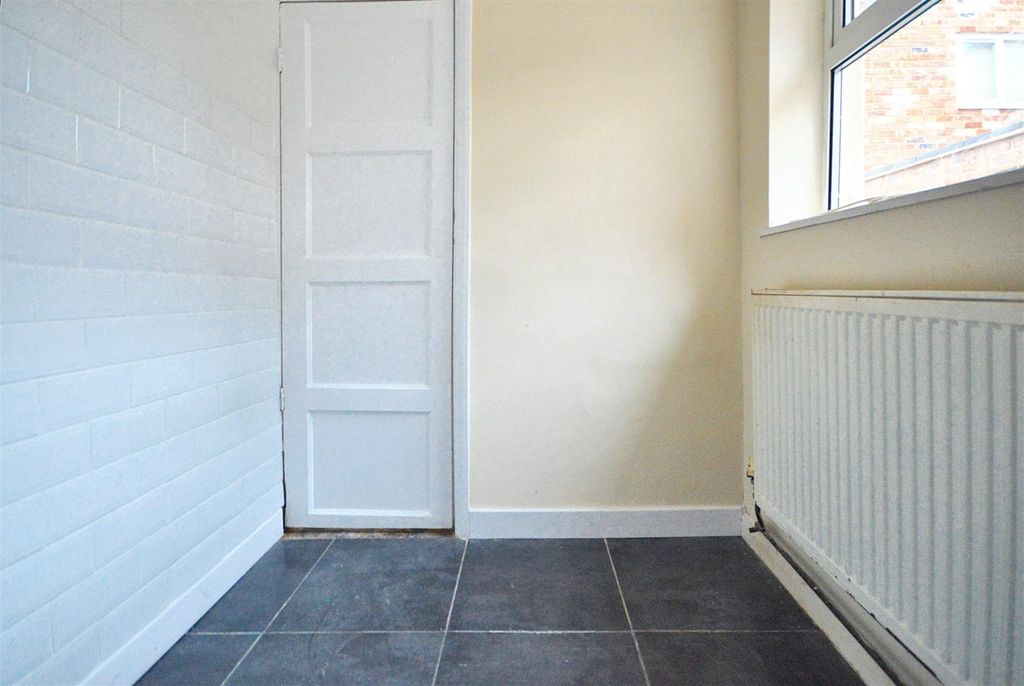 Additional image 11 of 2 bed terraced house to rentSalisbury Street, Northampton NN2