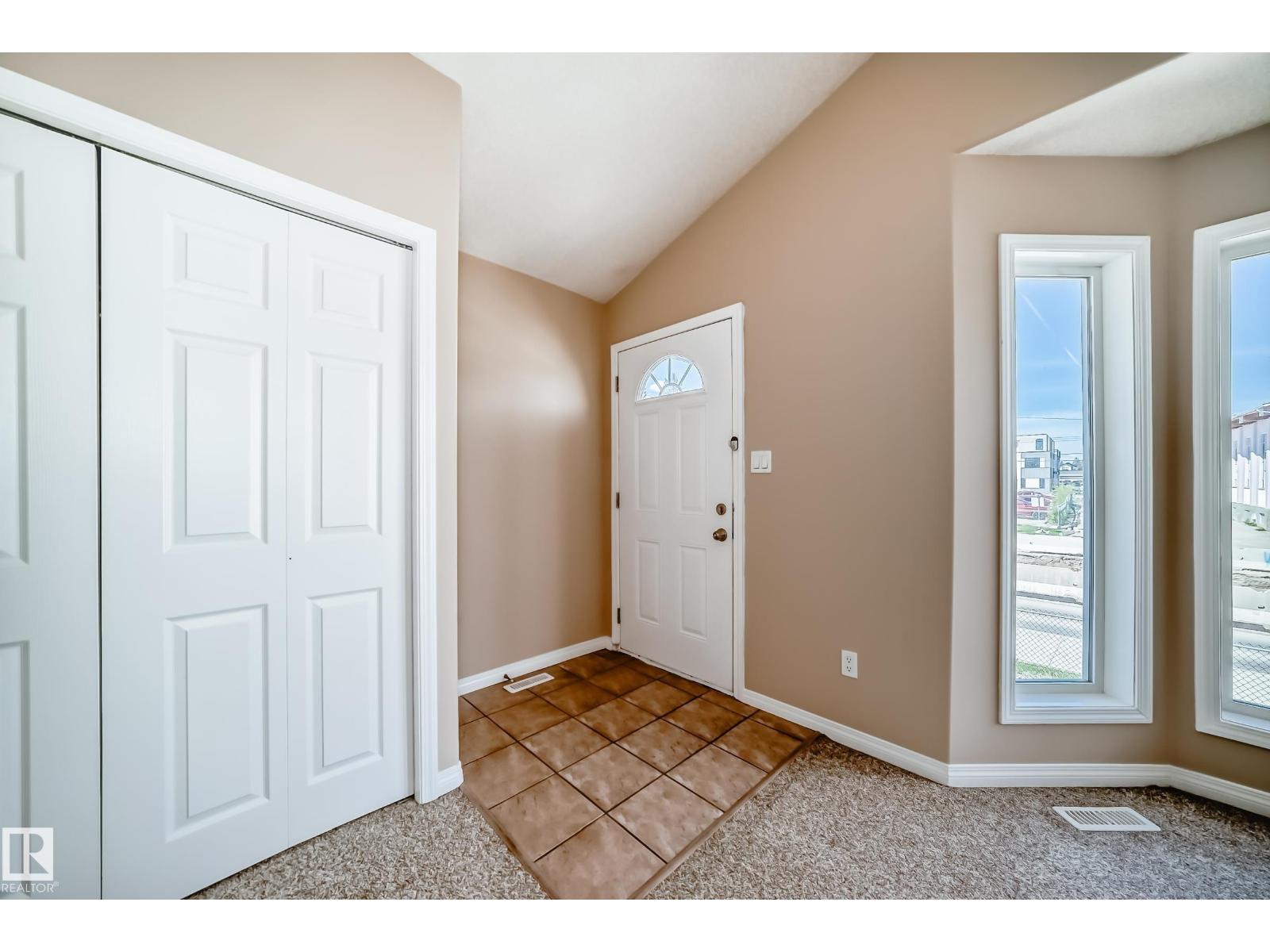 Additional image 2 of 9825 156 Street NW, Edmonton, AB, T5P2P2