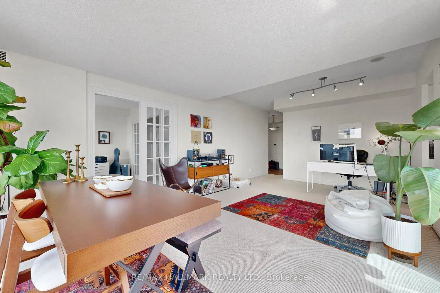 410 Queens Quay 1516 photo 4