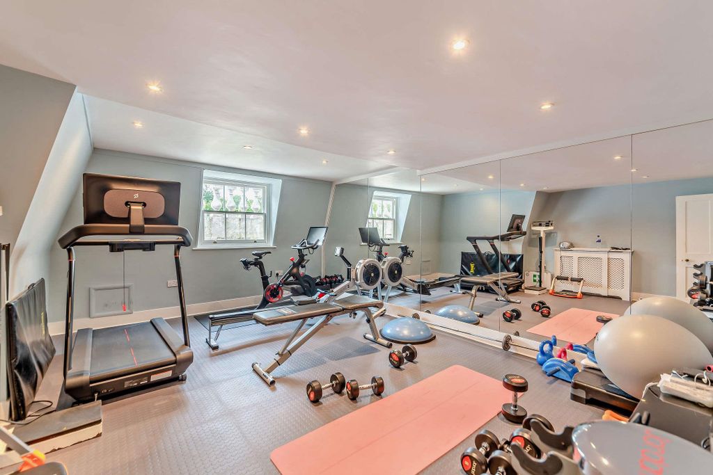 Additional image 11 of 7 bed detached house for saleBurghfield Common, Berkshire RG7