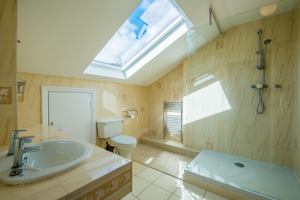 Additional image 7 of 3 bed property to rentTree Cottage, Saundersfoot SA69