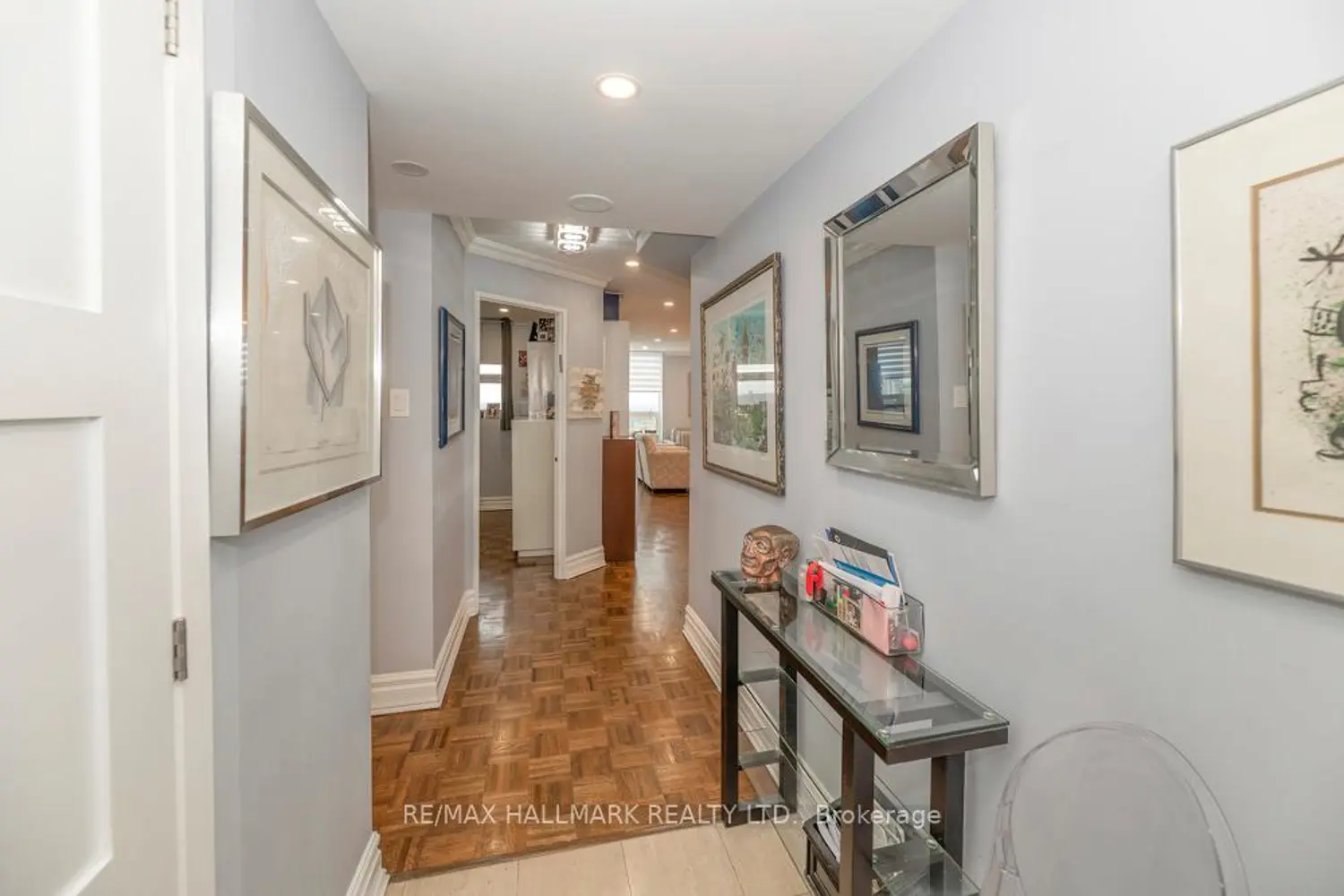 Additional image 11 of 7601 Bathurst Street 1004