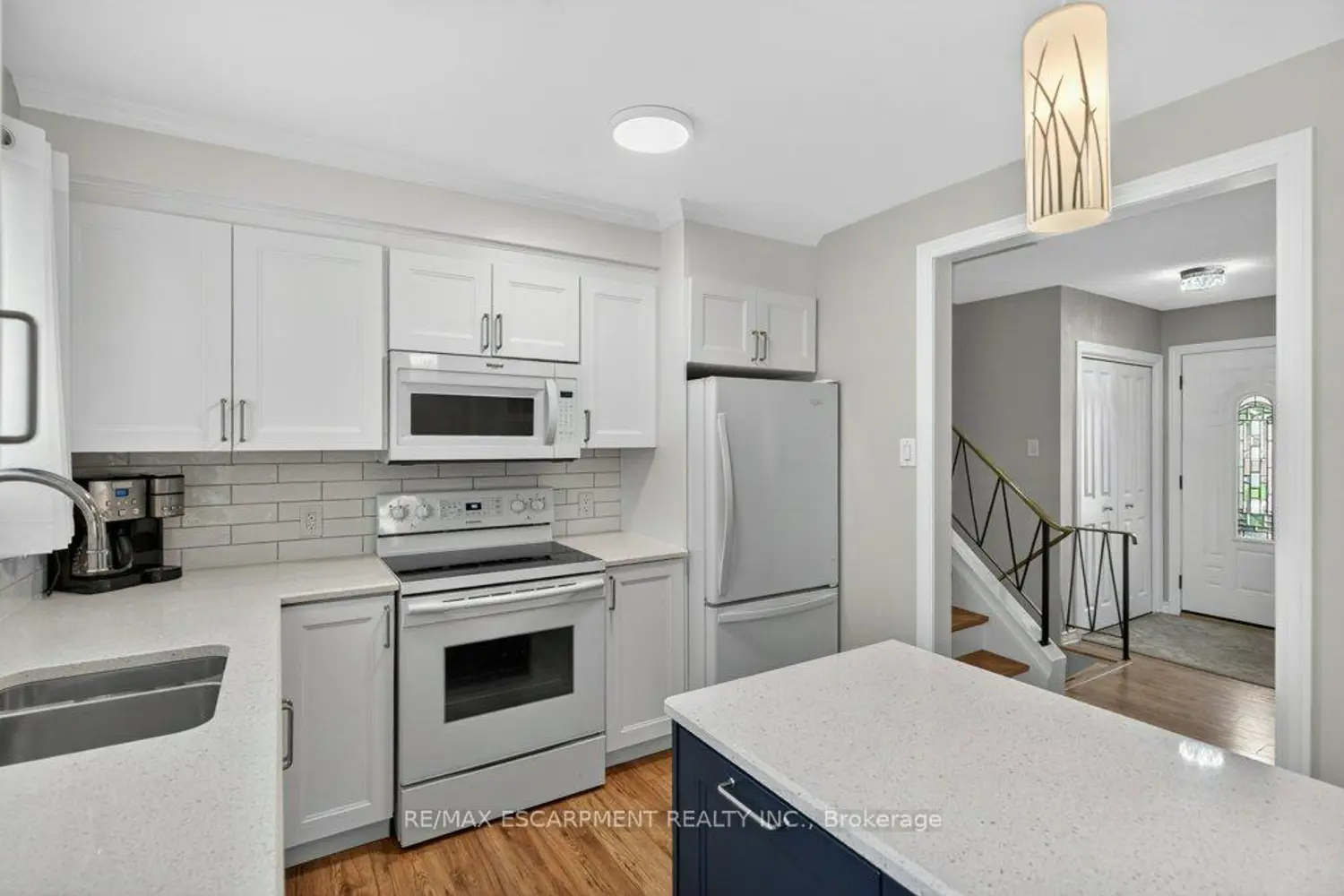 Additional image 5 of 4 Camelot Drive