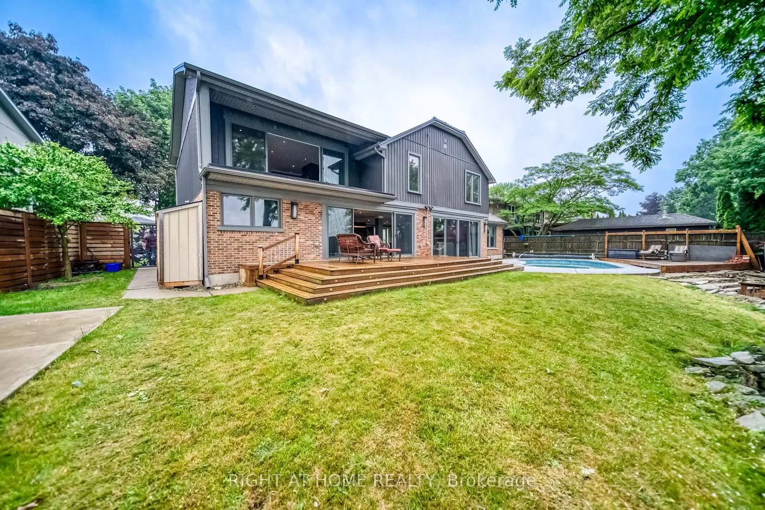 Additional image 13 of 44 Royal Henley Boulevard