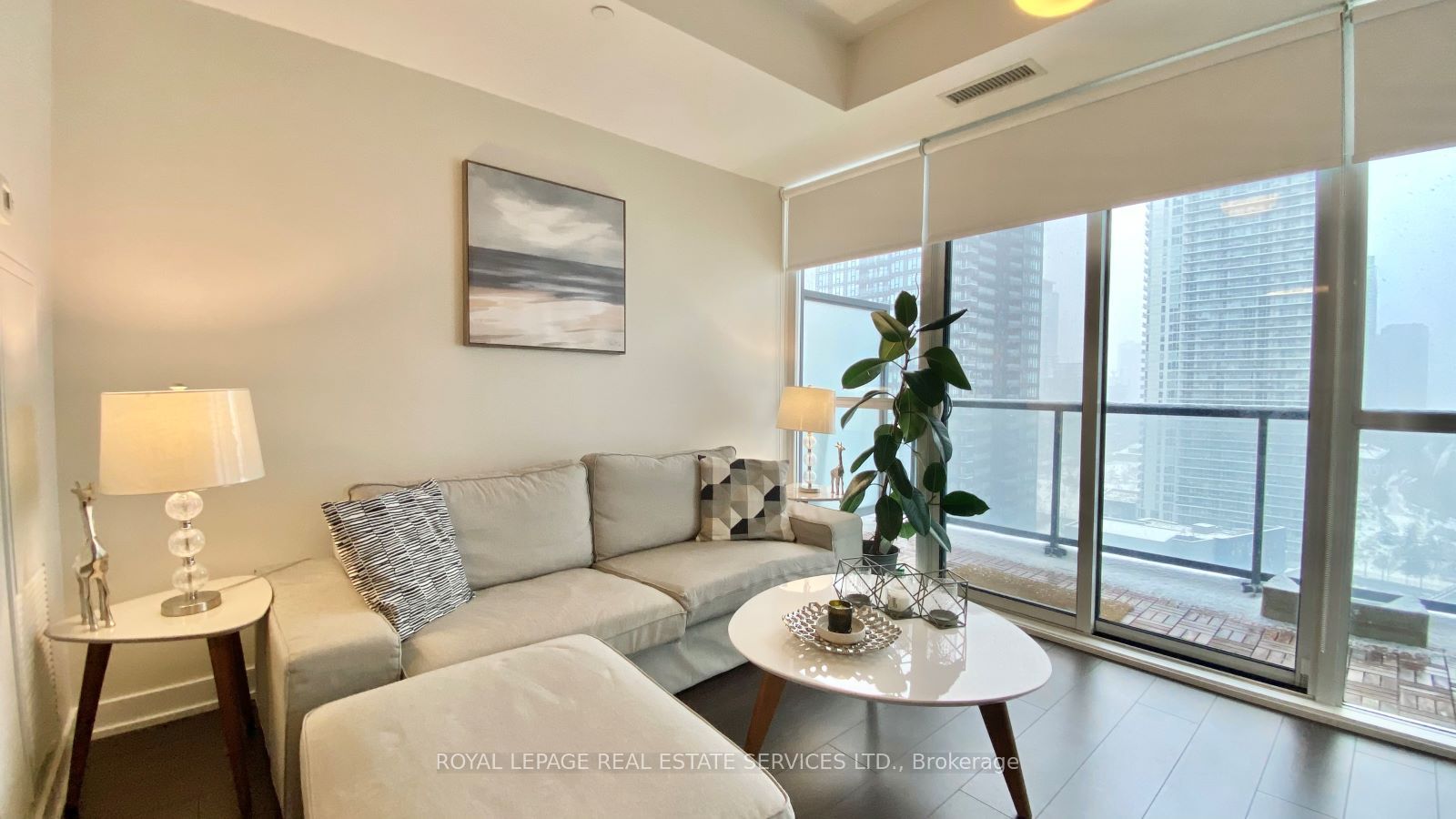 Additional image 2 of 2107-20 Bruyeres Mews, Toronto, ON, M5V 0G8