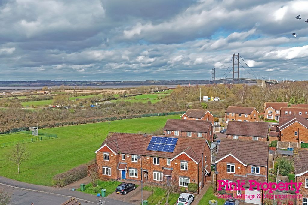 Additional image 2 of 2 bed terraced house to rentLapwing Way, Barton-Upon-Humber DN18