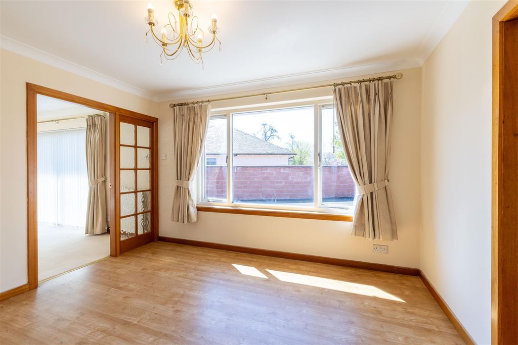 Additional image 6 of 4 bed detached bungalow to rentHeughfield Road, Bridge Of Earn PH2