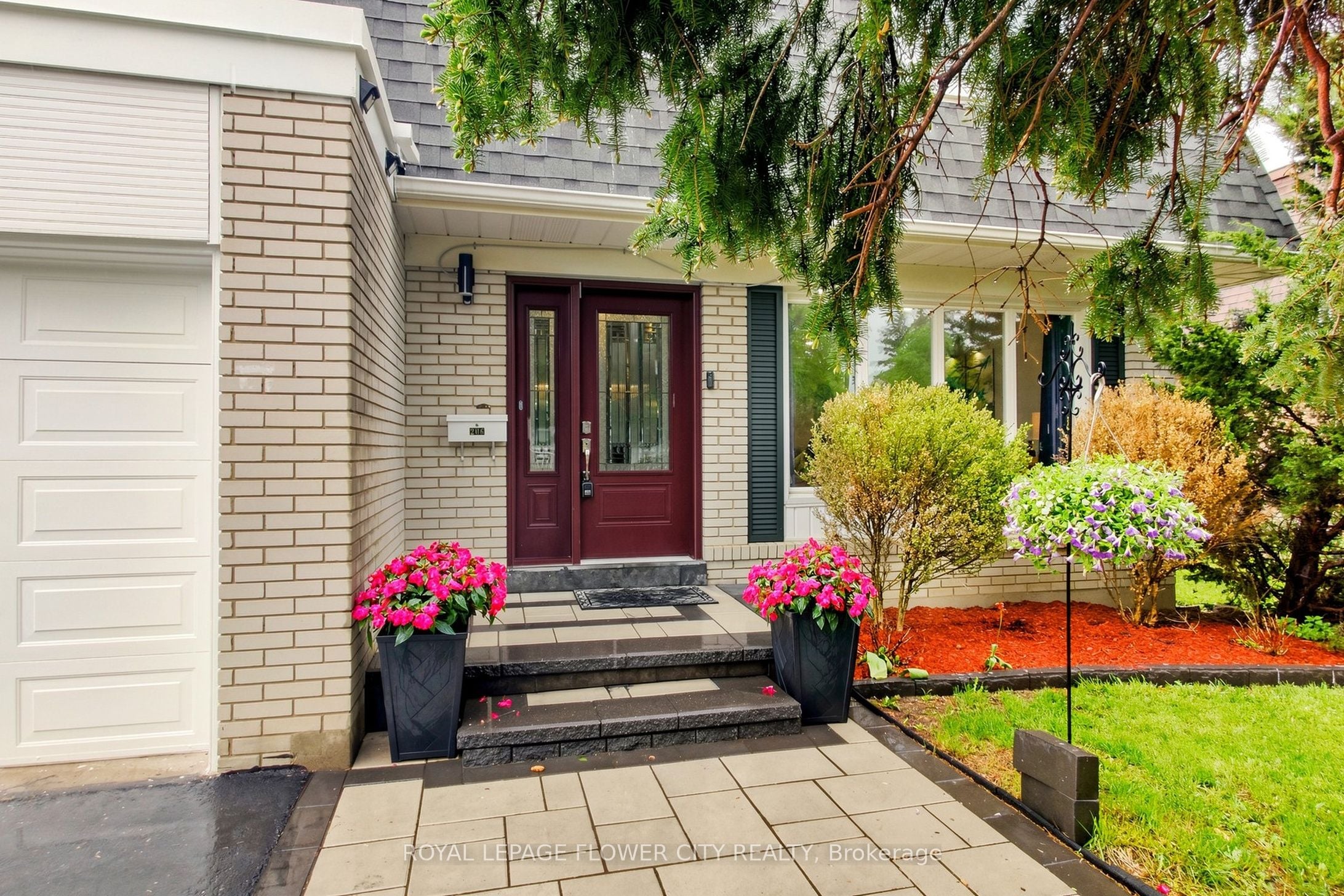 Additional image 3 of 206 Mcmurchy Avenue S, Brampton, ON, L6Y 1Z3