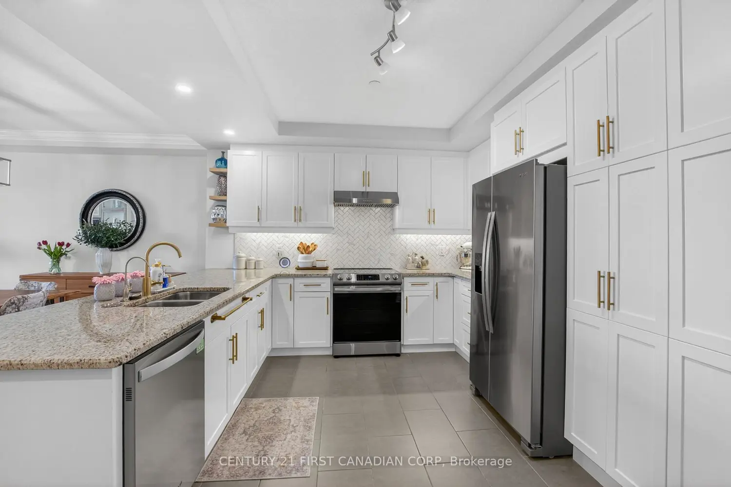 Additional image 4 of 260 Villagewalk Boulevard 208