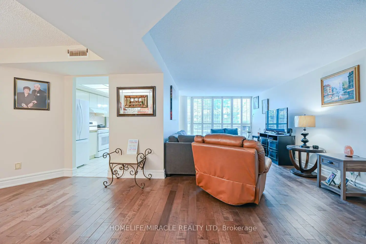 Additional image 11 of 45 Kingsbridge Garden Circle 208