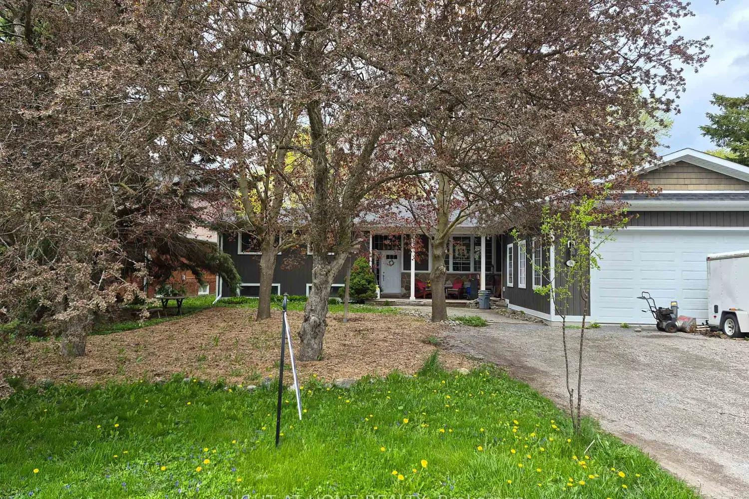 18 Gallacher Avenue