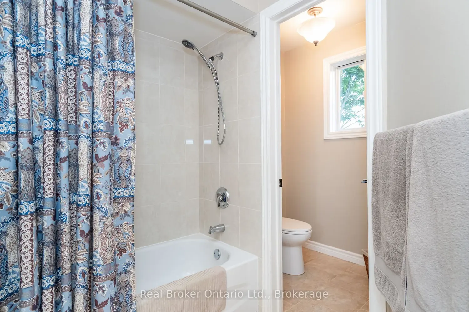 Additional image 11 of 167 Luckport Crescent
