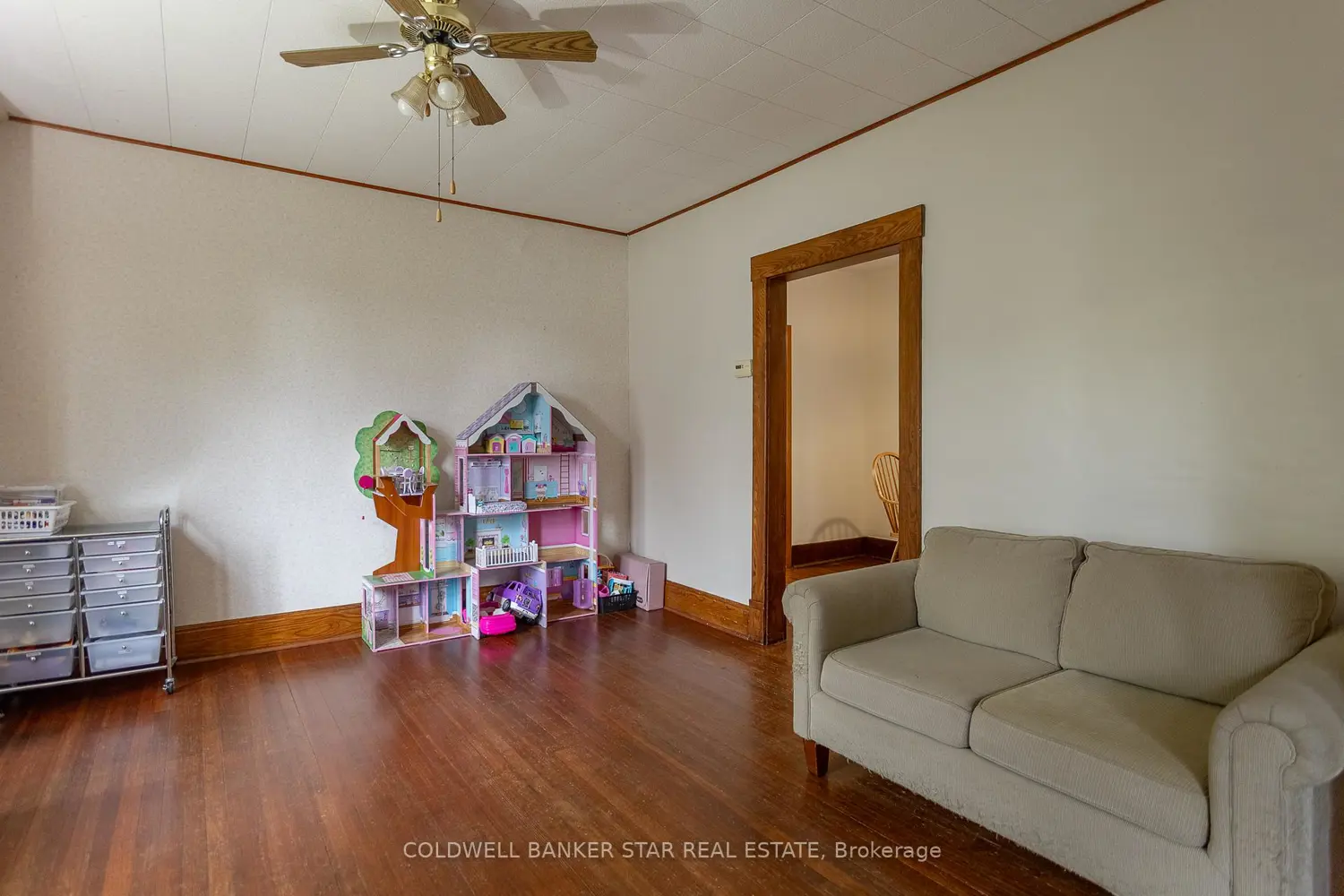 106 Fairview Avenue photo 5