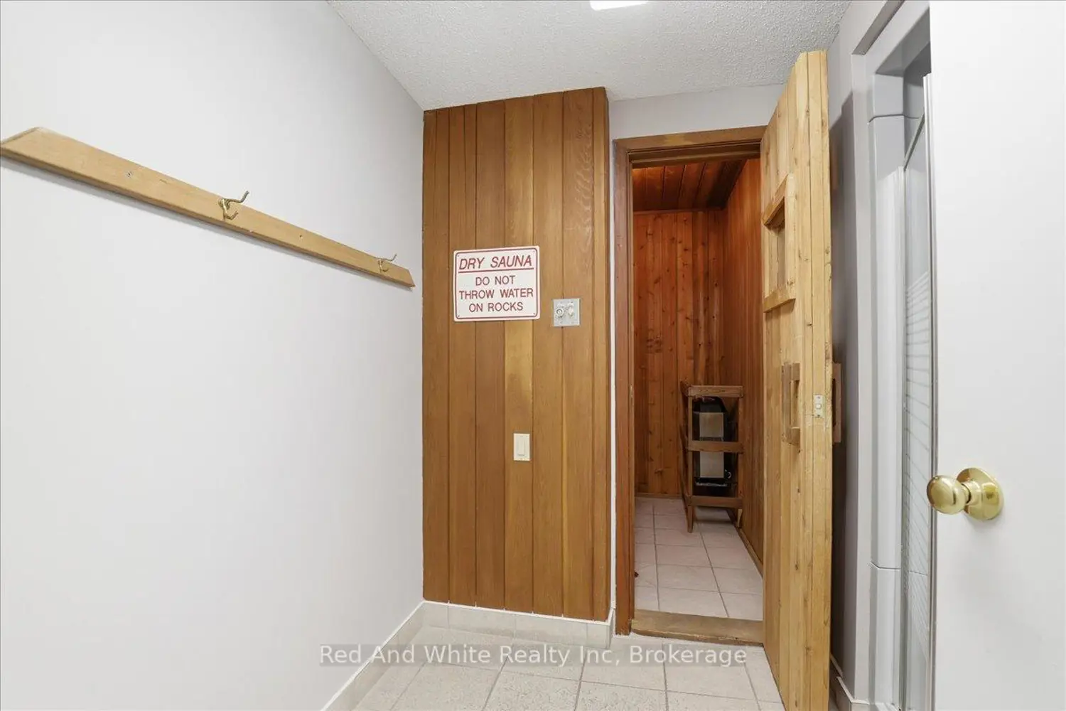 Additional image 16 of 10 Ellen Street 808