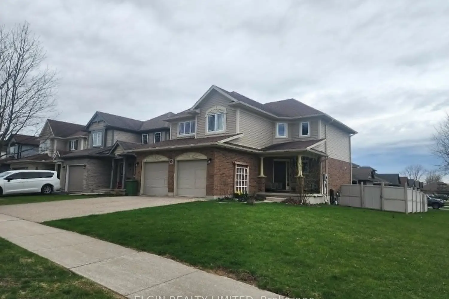 18 Peach Tree Boulevard