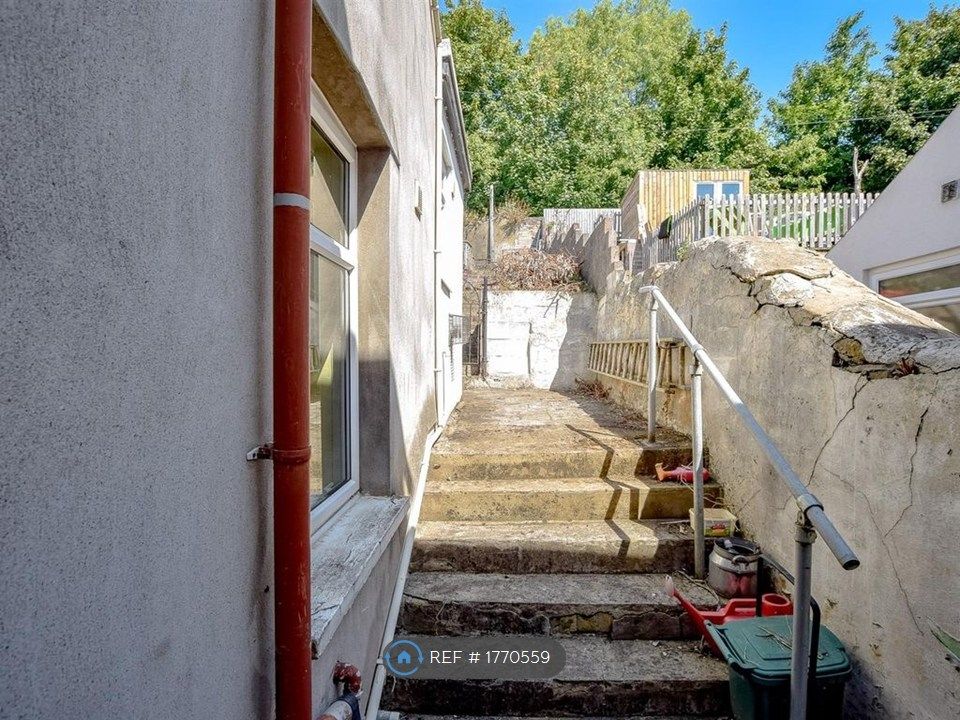 Additional image 15 of 3 bed terraced house to rentMain Street, Barry CF63