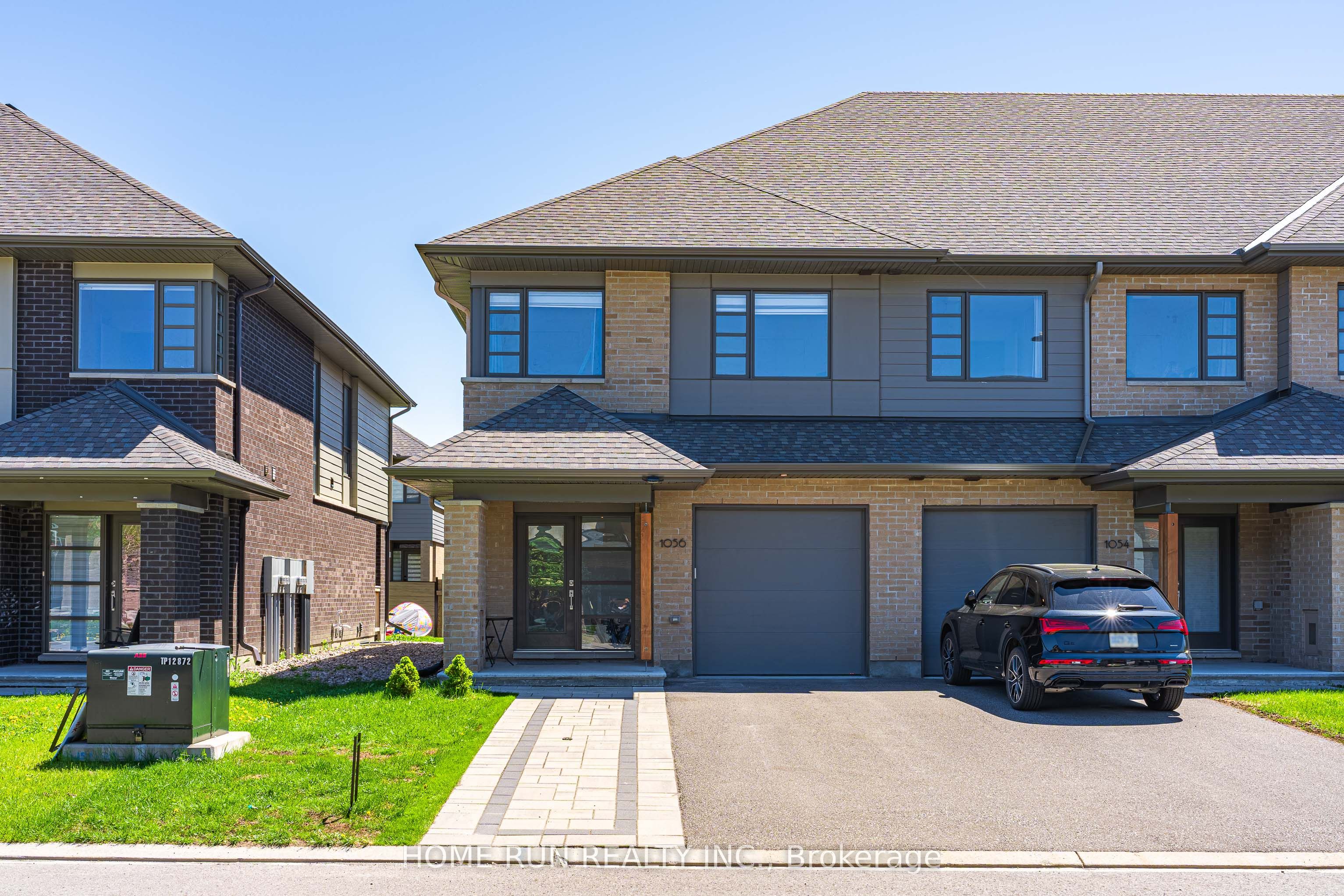 1056 Lunar Glow Crescent, Ottawa, ON, K4M 0J9