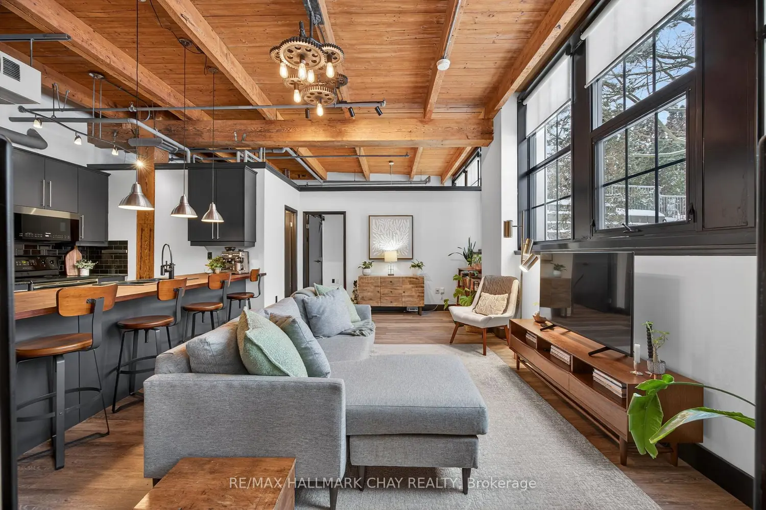 Additional image 9 of 543 Timothy Street 106