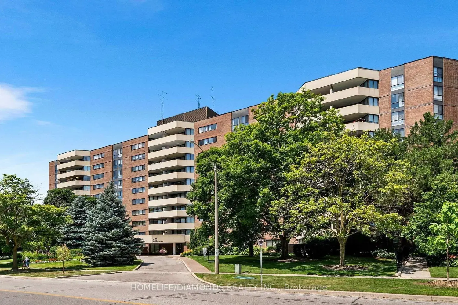 40 Baif Boulevard 407