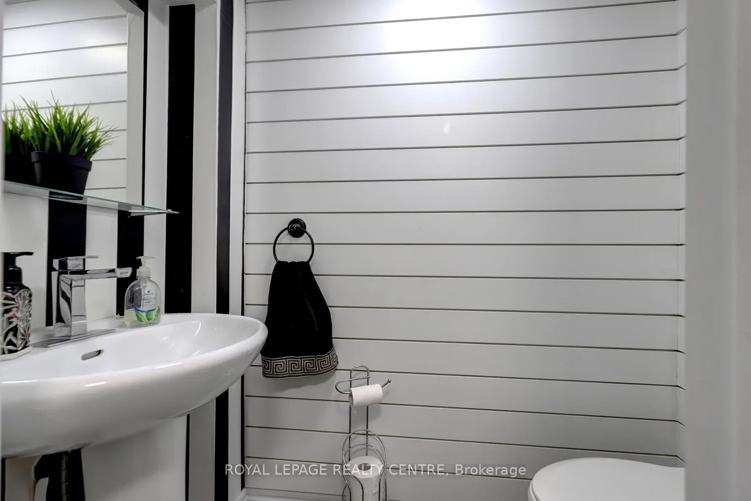 Additional image 7 of 1296 Woodhill Court