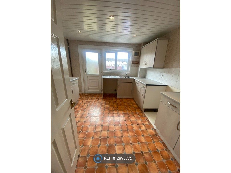 Additional image 5 of 2 bed terraced house to rentHunter Drive, Irvine KA12