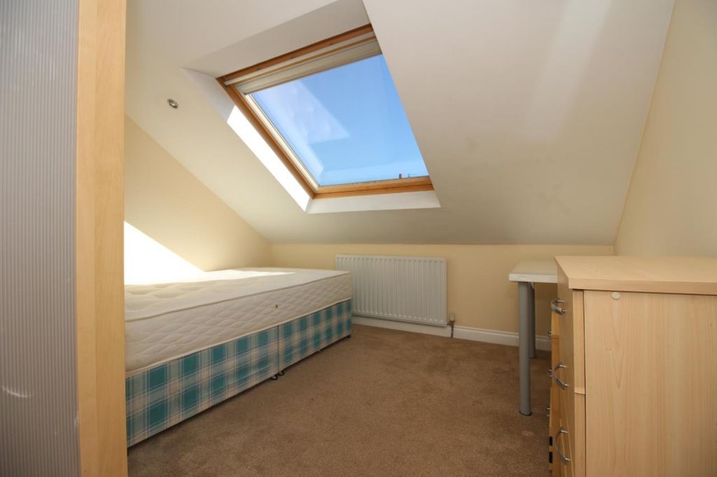 Additional image 13 of 6 bed maisonette to rentHolmwood Grove, Jesmond, Newcastle Upon Tyne NE2