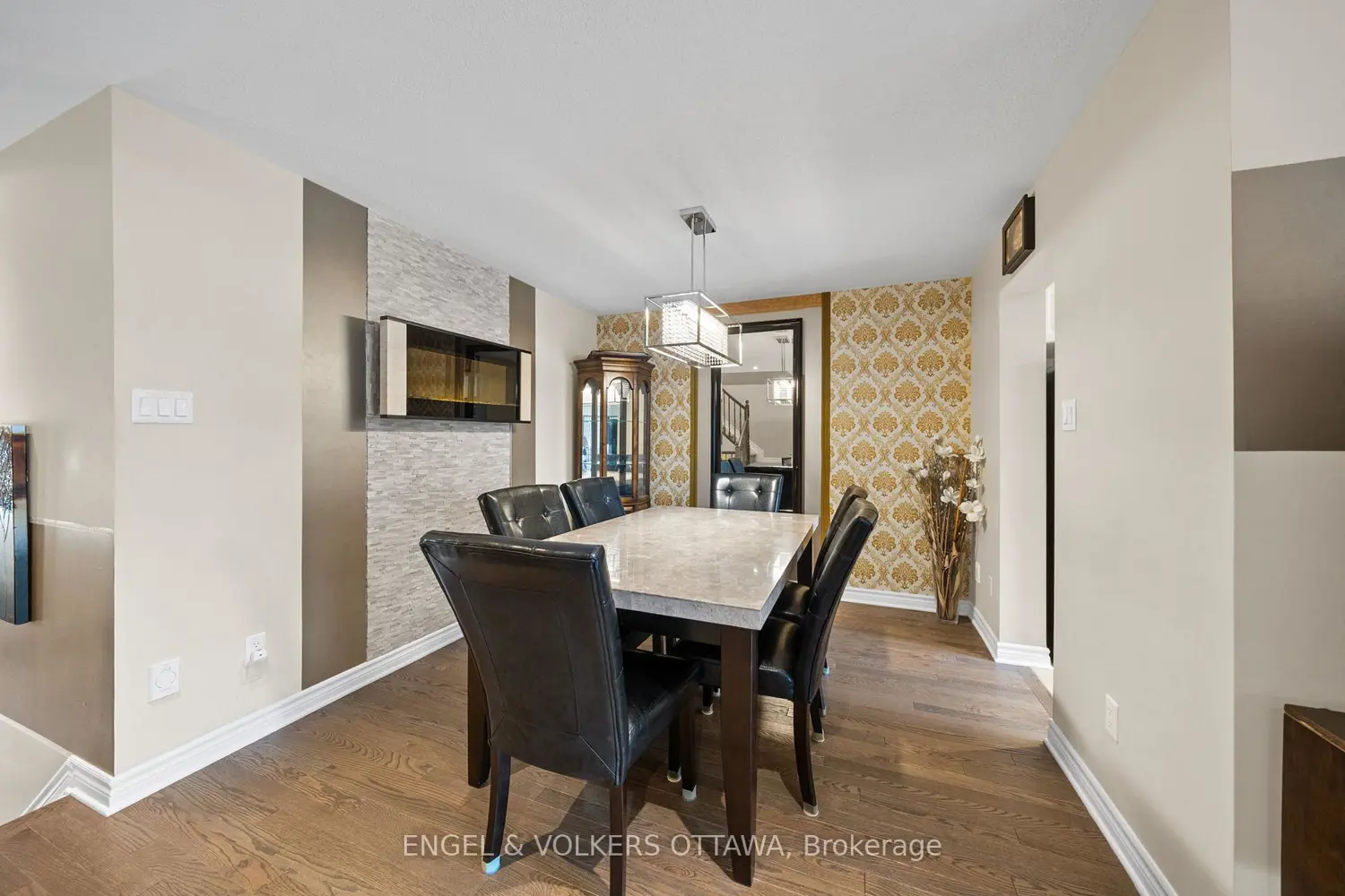 Additional image 8 of 107 Mancini Way