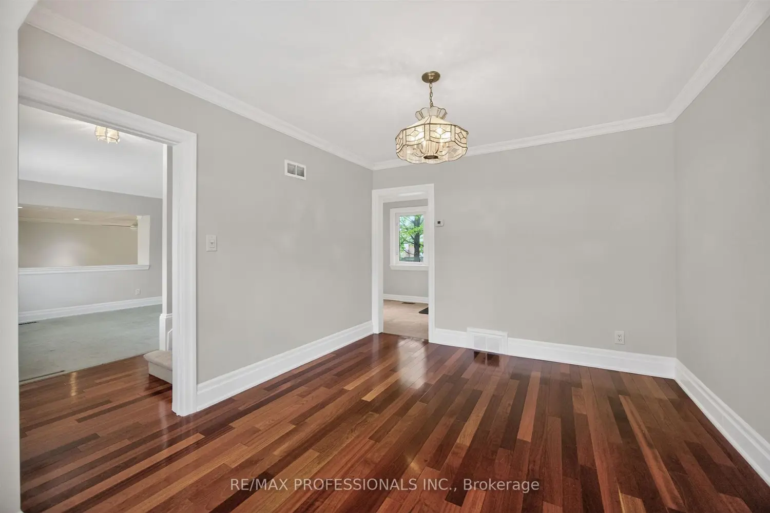 27 Nottingham Drive photo 5
