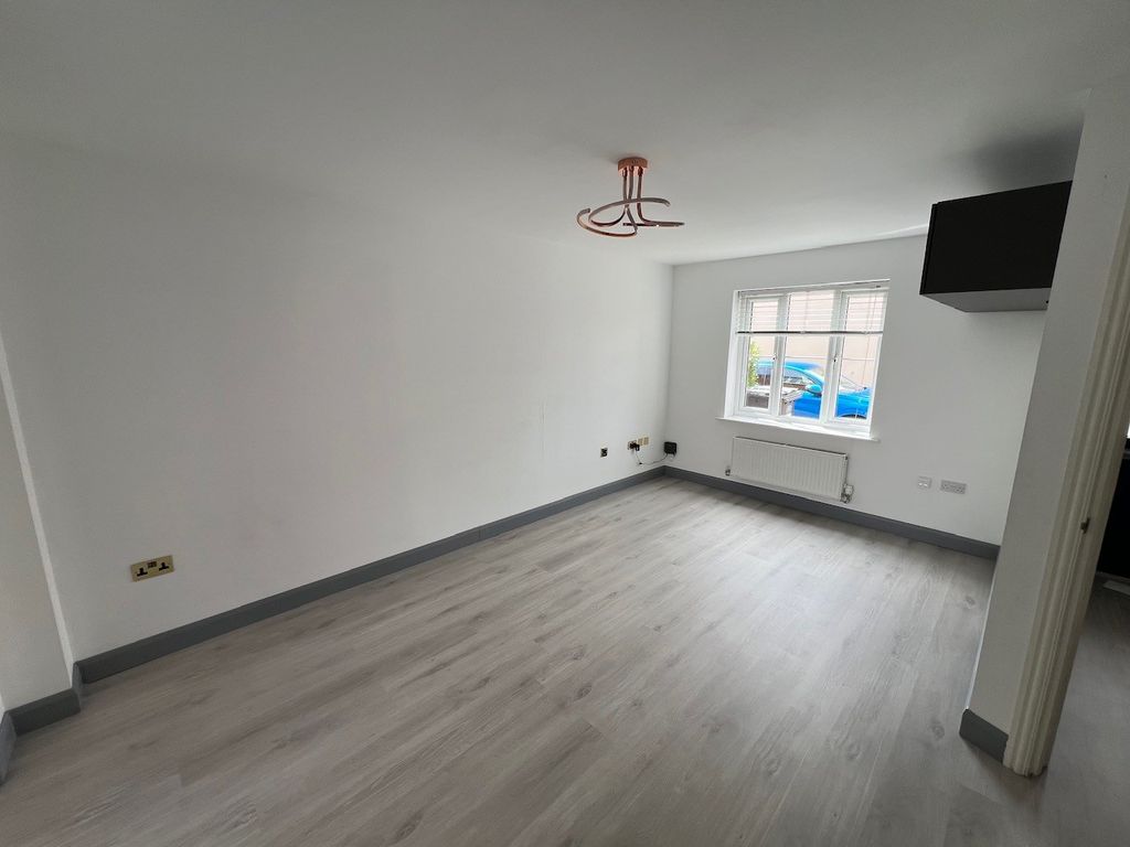 Additional image 2 of 3 bed terraced house to rentTurnock Gardens, West Wick, Weston-Super-Mare BS24