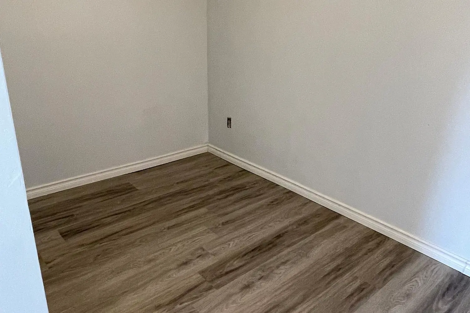 Additional image 7 of 102 Finkle Street