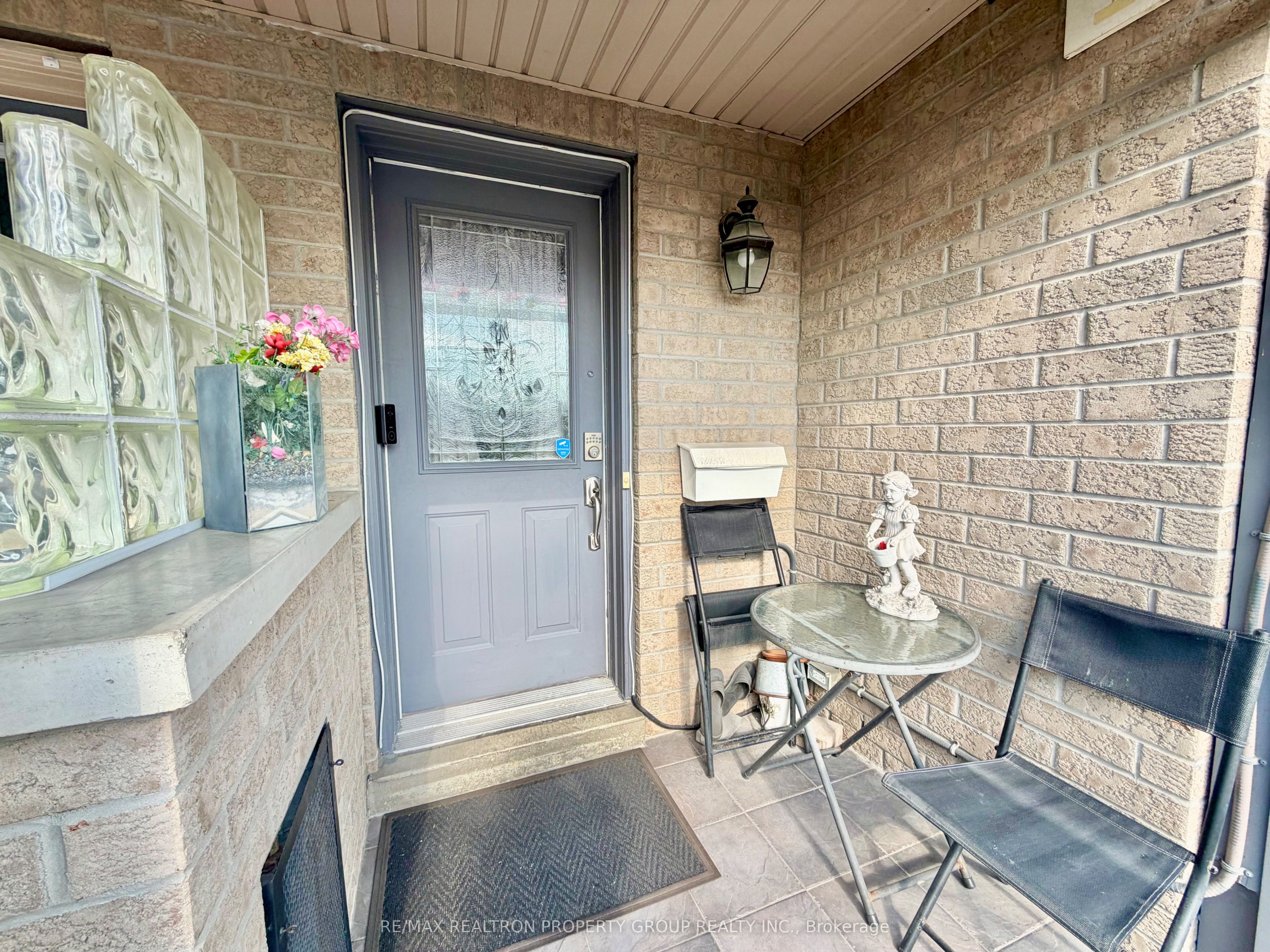 Additional image 4 of 65 Mike Myers Drive, Toronto, ON, M1P 5G4