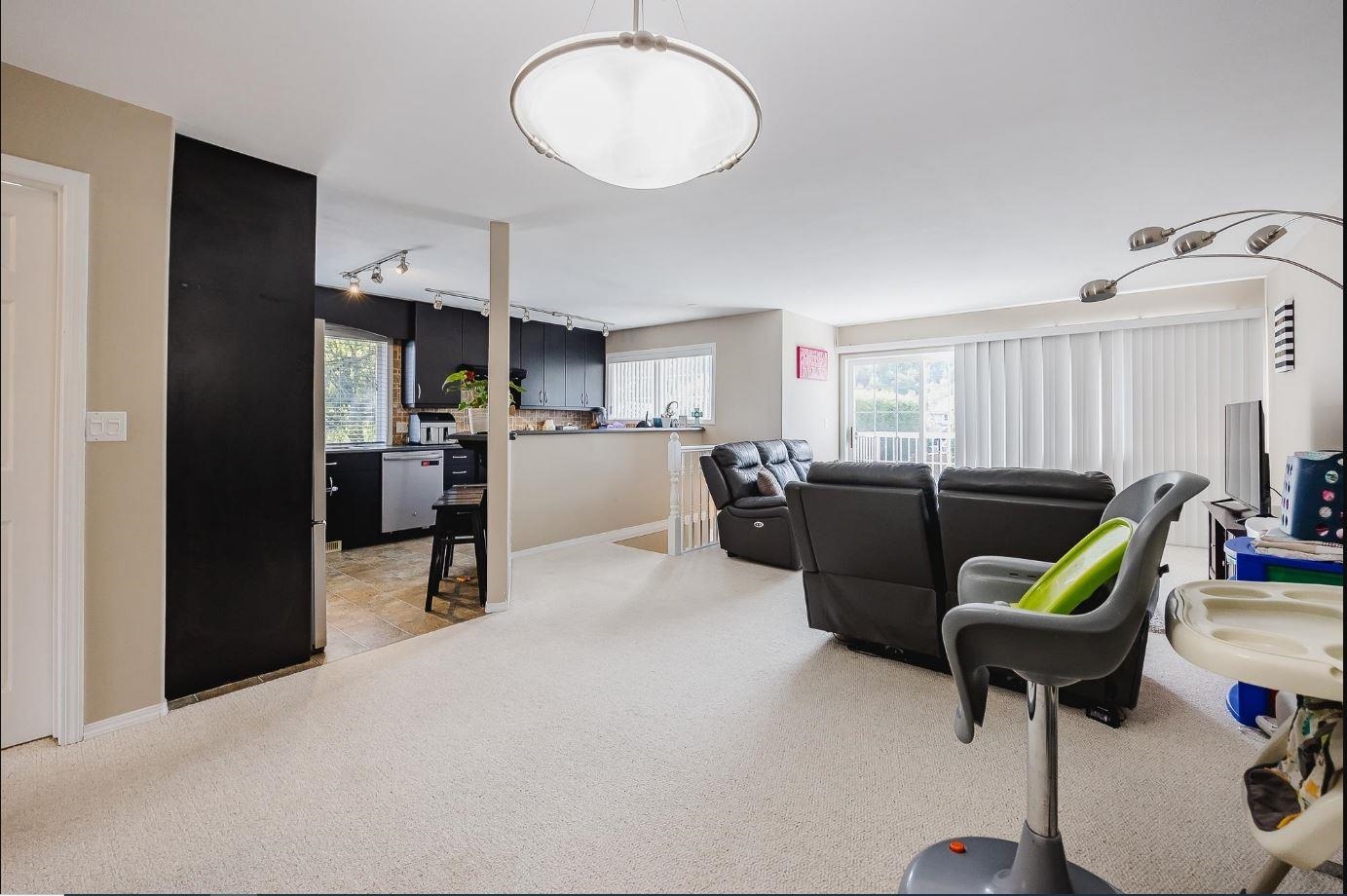 Additional image 5 of UPPER-45821 Thomas Road , Chilliwack, BC, V2R 1B8