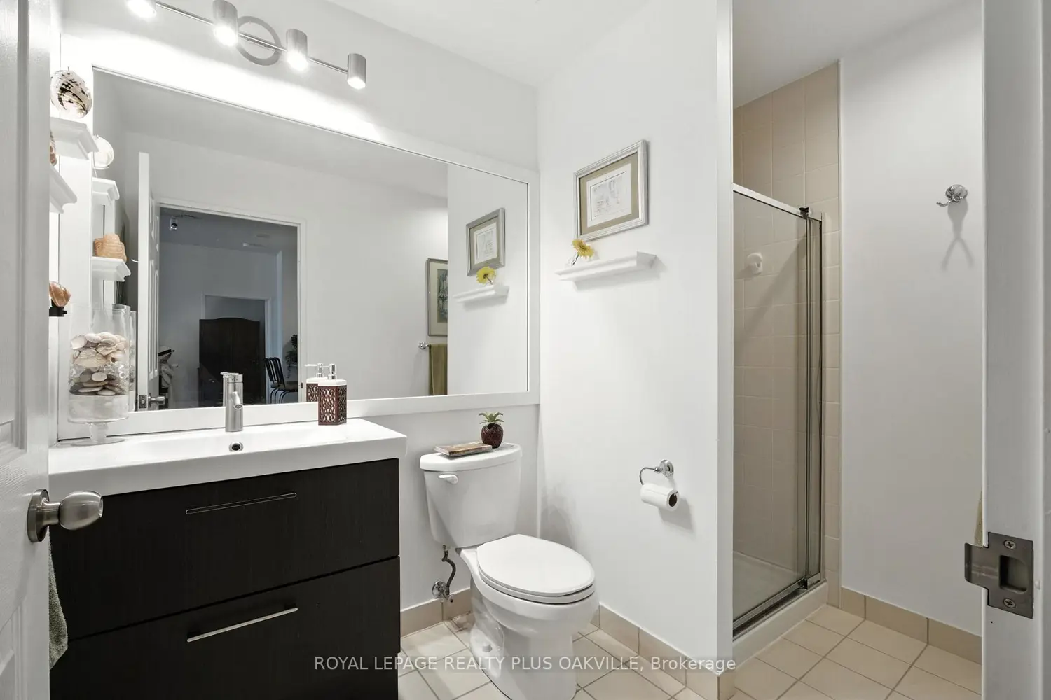 Additional image 5 of 2511 Lakeshore Road 207